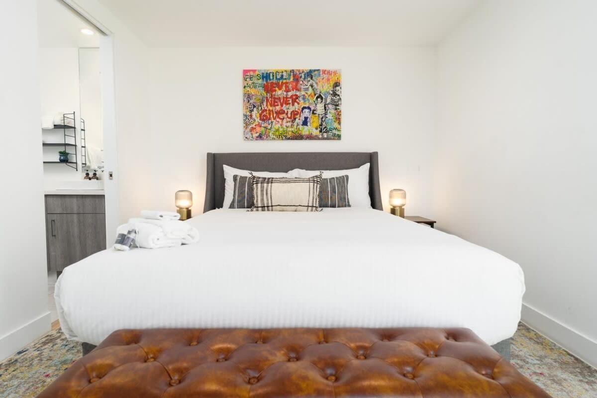 Bright And Trendy 2-Story Bankers Hill Condo 샌디에이고 외부 사진