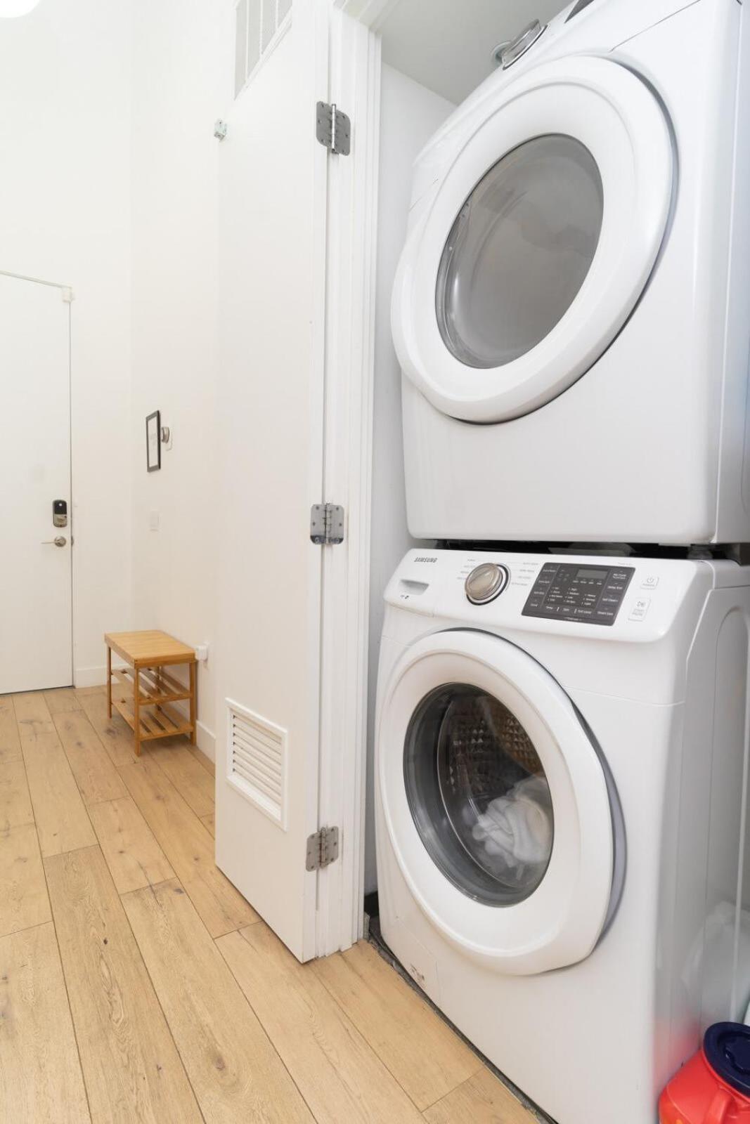 Bright And Trendy 2-Story Bankers Hill Condo 샌디에이고 외부 사진