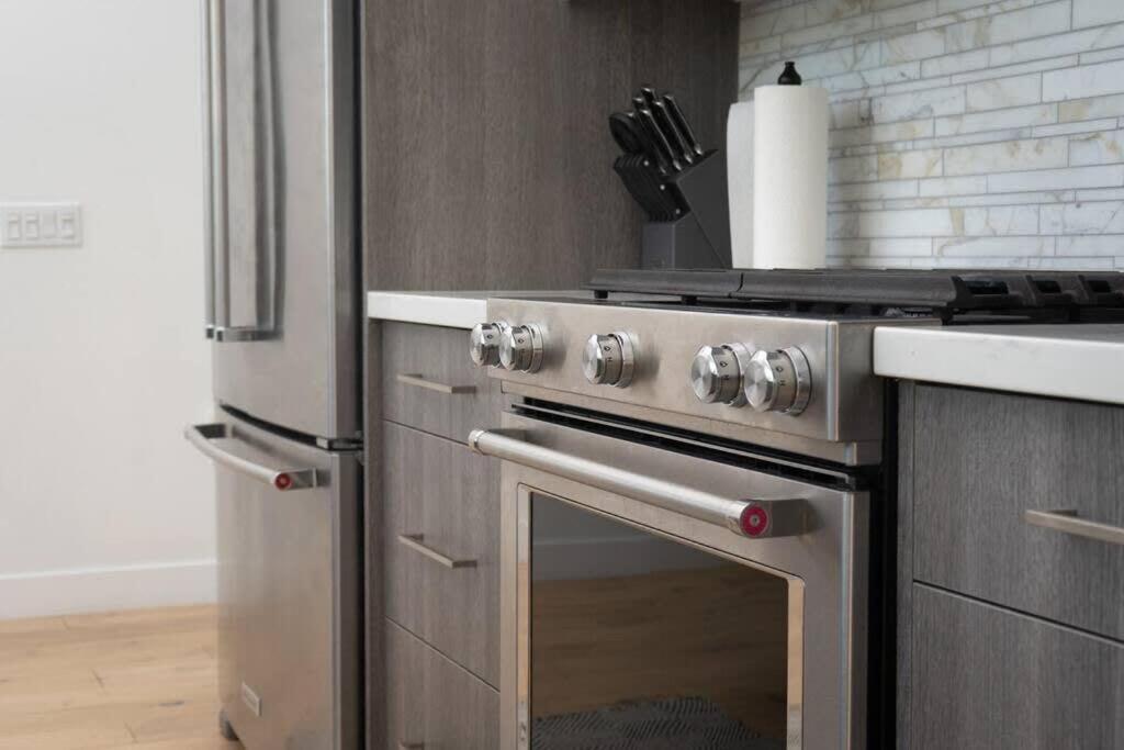 Bright And Trendy 2-Story Bankers Hill Condo 샌디에이고 외부 사진