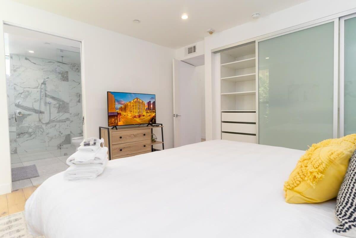 Bright And Trendy 2-Story Bankers Hill Condo 샌디에이고 외부 사진