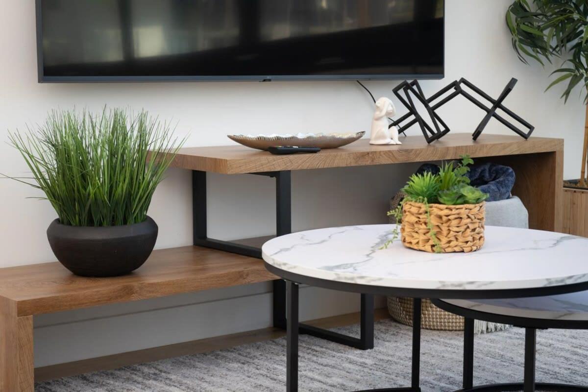 Bright And Trendy 2-Story Bankers Hill Condo 샌디에이고 외부 사진