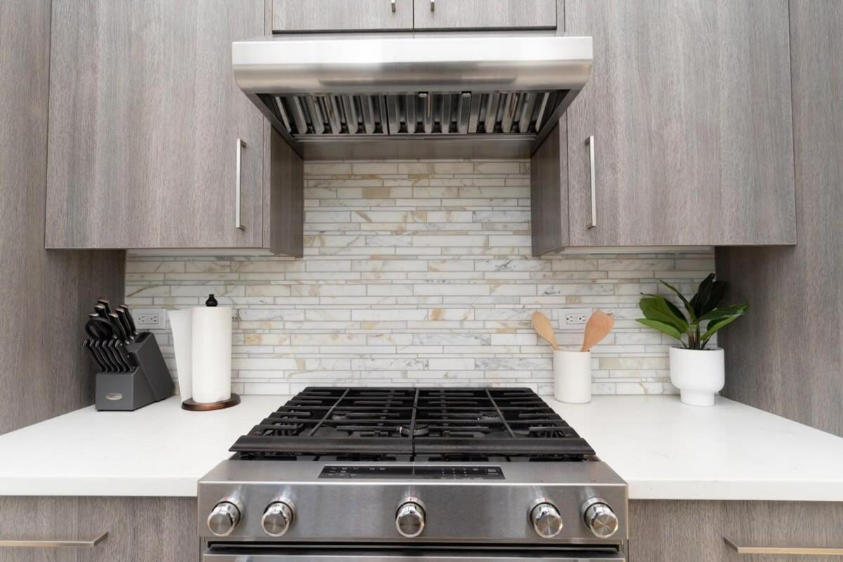 Bright And Trendy 2-Story Bankers Hill Condo 샌디에이고 외부 사진